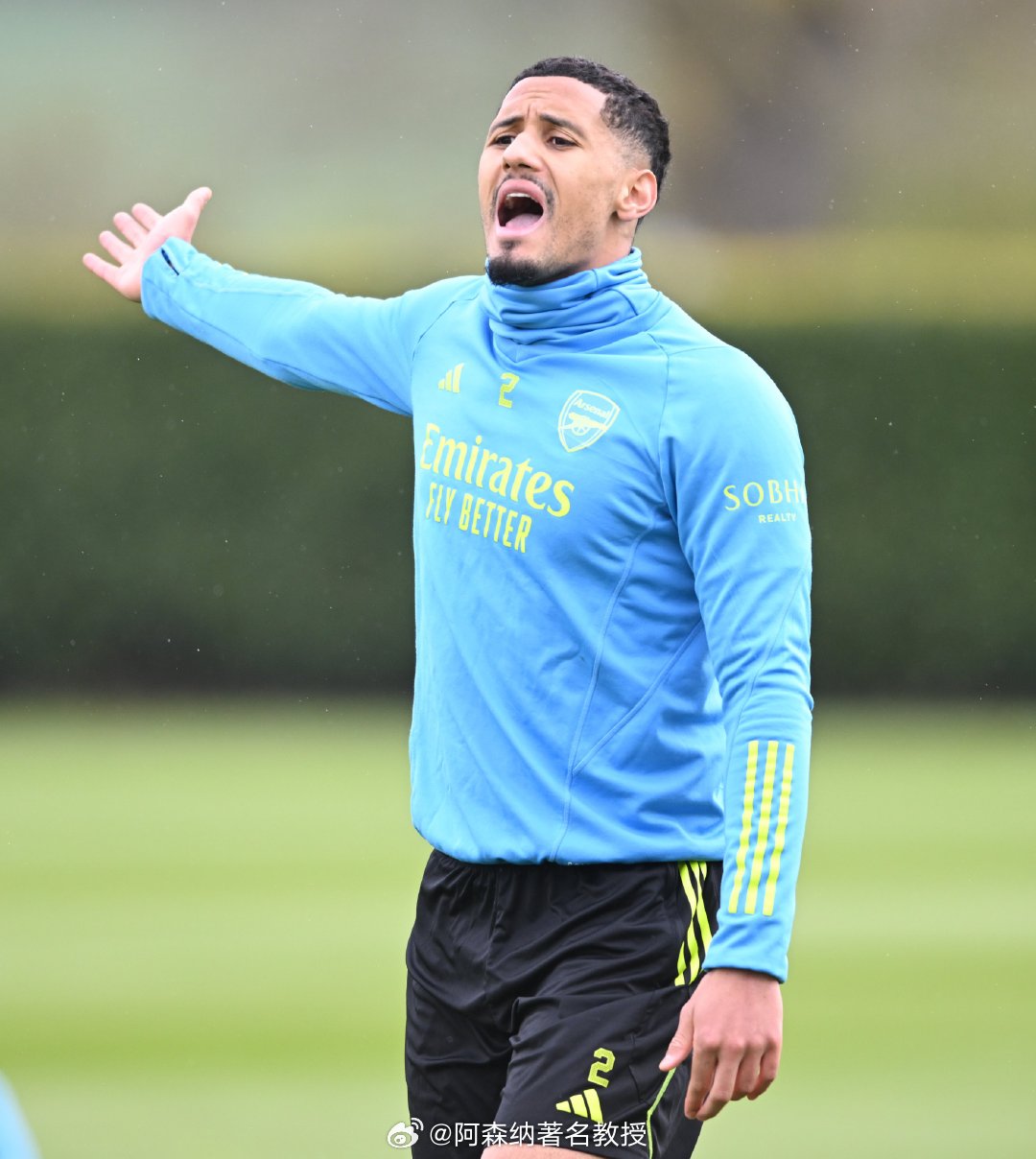 切尔西上演绝杀，弧线球后卫成关键先生