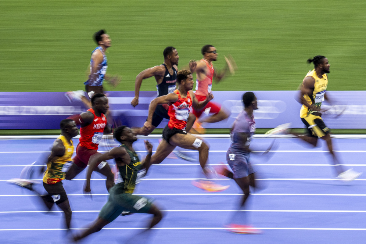 关于冲刺到终点！选手奋力拼搏赛场激情的信息